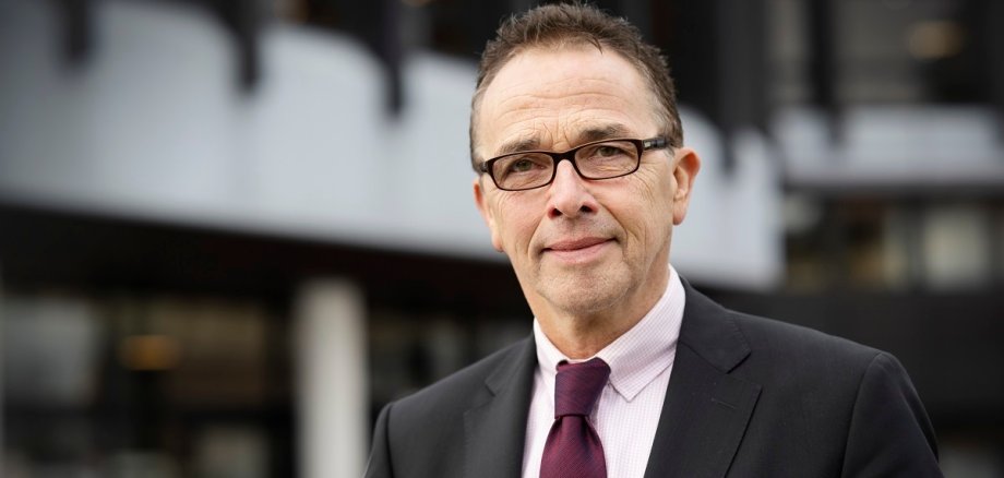 Portrait des Präsidenten Prof. Dr. Christoph Landscheidt, Bürgermeister der Stadt Kamp-Lintfort.