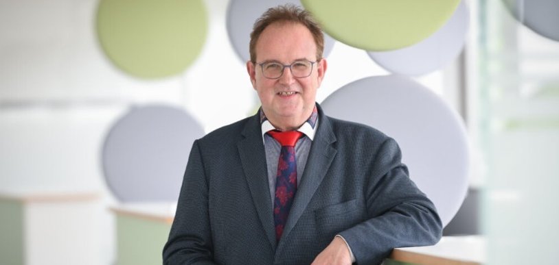Dr. Peter Queitsch