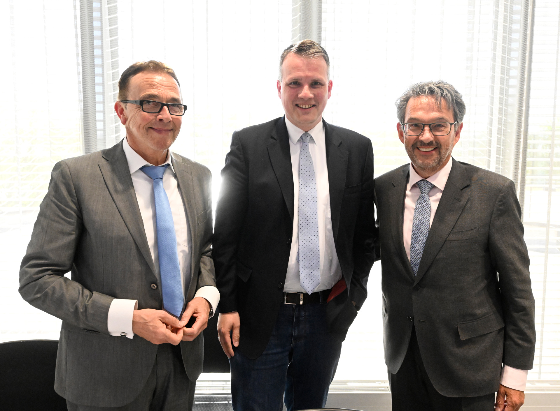 v.l.n.r.: Prof. Dr. Christoph Landscheidt (1. Vizepräsident StGB NRW), Tobias Stockhoff (Präsident StGB NRW), Dr. Eckhard Ruthemeyer (Ehrenpräsident StGB NRW)